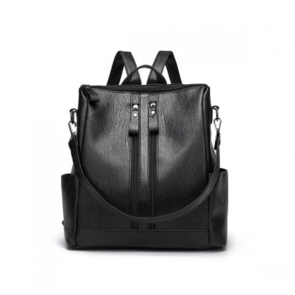 Large capacity women\'s backpack